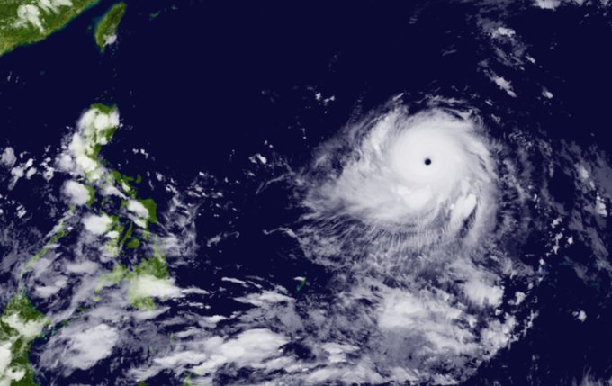 Siêu bão mạnh nhất từ đầu năm đến nay lao về Philippines, đe dọa Trung Quốc 